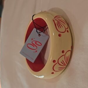 NWT Splendette Wide Petal cream Fakelite Bangle Duchess Size L